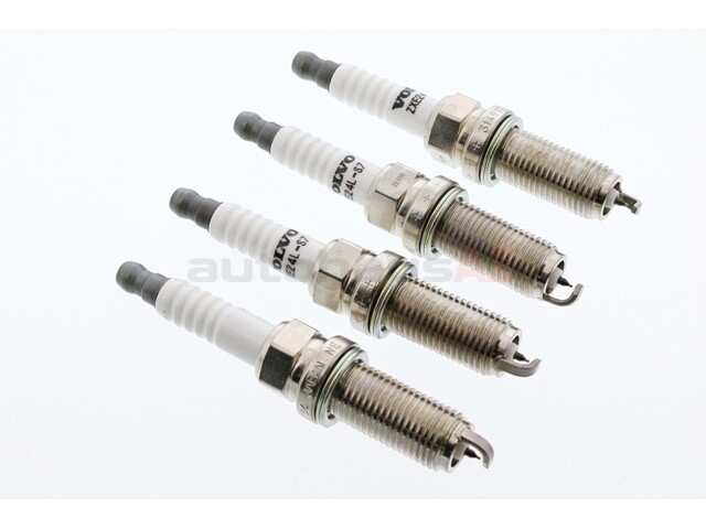 ポケマニア GENUINE VOLVO Spark Plug 32290011 Volvo S60 XC90 AWD XC70