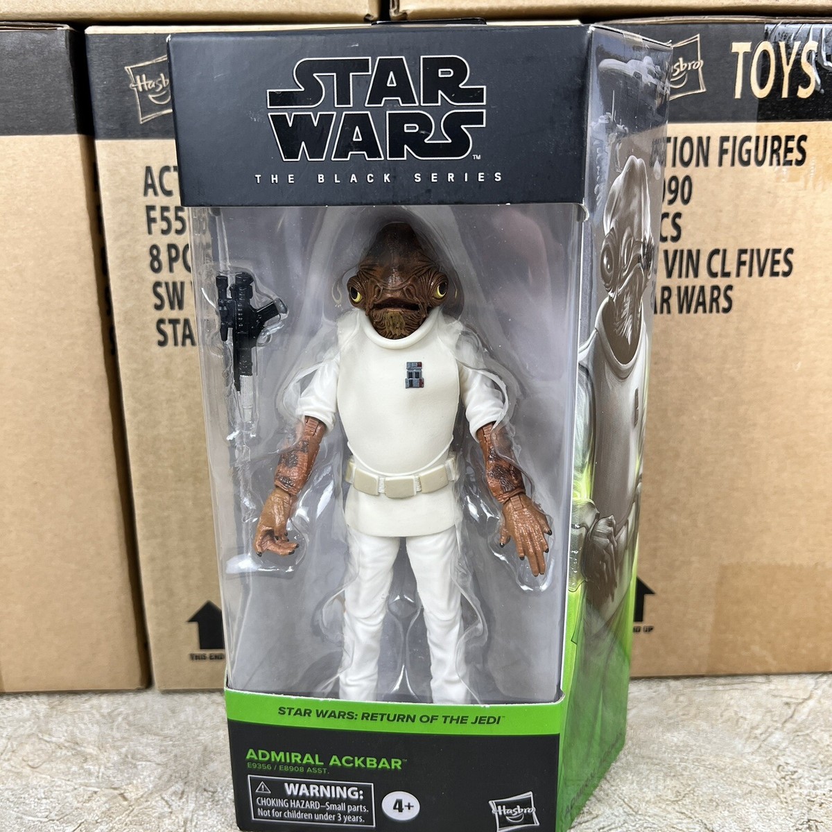Star Wars Admiral Ackbar フィギュア Amazon.com: Star Wars The Black Series Admiral Ackbar, 40th