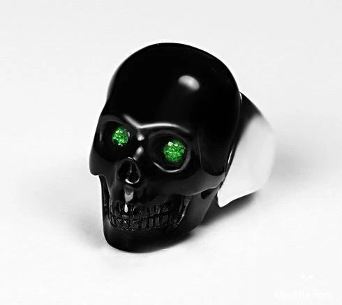 Black onyx 2024 skull ring