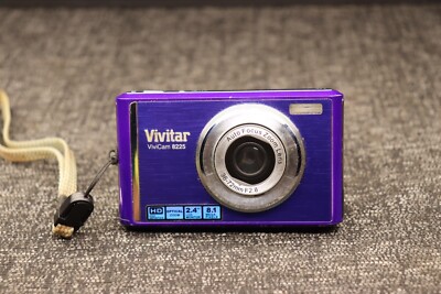 Vivitar ViviCam Camera 8225 HD  Digital Zoom LCD Monitor Mega 8.1 Pixels