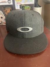 Oakley New Era 9fifty Snapback Hat / Cap - Gray