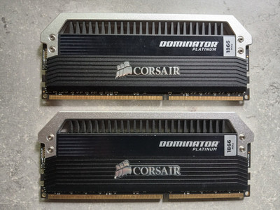 Corsair XMS3 Dominator Platinum 16GB Kit, DDR3-1866, CL10 (CMD16GX3M2A1866C10)