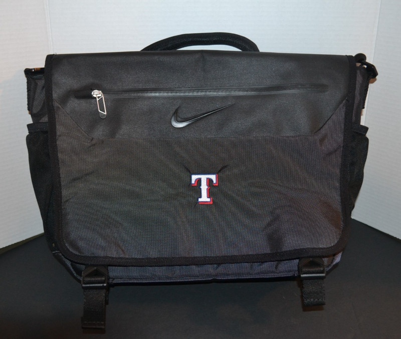 NIKE Texas Rangers computer laptop travel bag 14”x18”x4” T symbol MLB Baseball