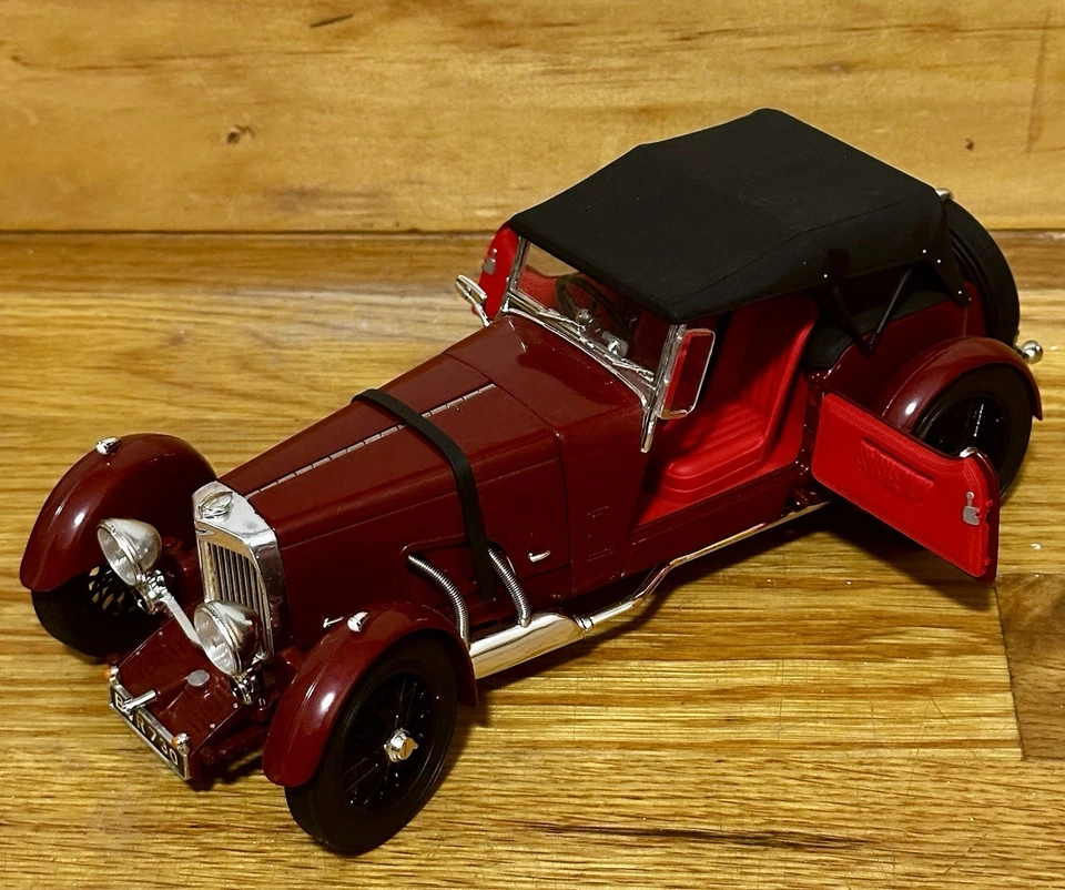 1934 Aston Martin Mark II - 1/32 Scale Signature Models Diecast Model. No Box - Image 2 of 4