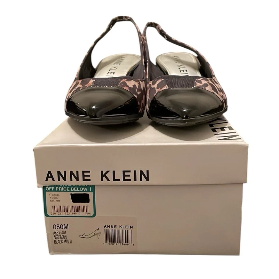 ANNE KLEIN | Salto gatinho feminino preto/marrom estampa de chita tamanho 8 - Imagem 2 de 4