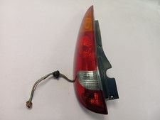 RÜCKLEUCHTE AUßEN LINKS / 7226378 FÜR NISSAN ALMERA TINO V10M AMBIENCE