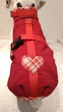 Regenmantel XS S M Hundegeschirr Geschirr wasserabweisender Stoff rot karo Herz