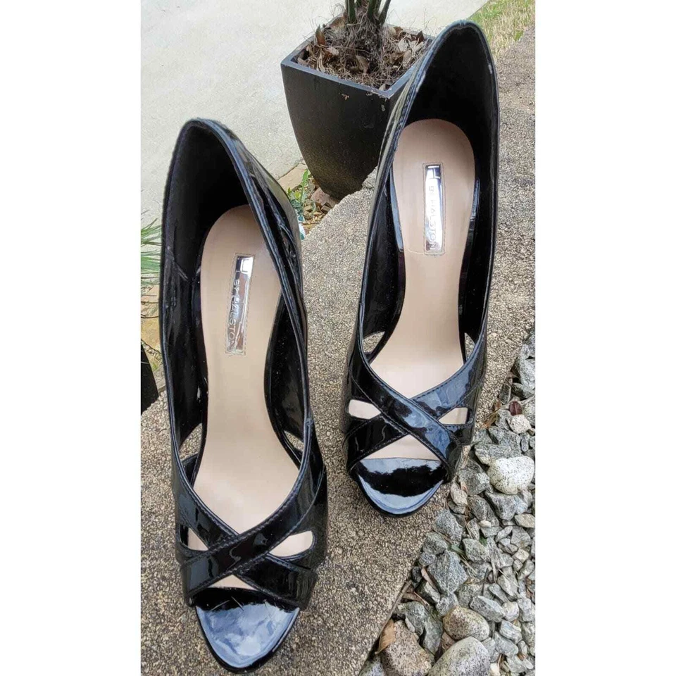 Tacones negros para mujer H by Halston Miranda talla 9 Foto 2 de 4