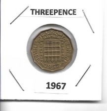 THREEPENCE  - BRASS -  ELIZABETH II -  1967