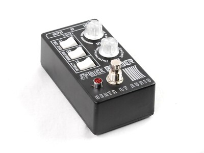 Used Death By Audio Space Bender Chorus/Flanger Guitar Effects