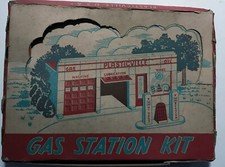 Vintage 1950's Plasticville Gas Station Kit No GO-2 w/ Box