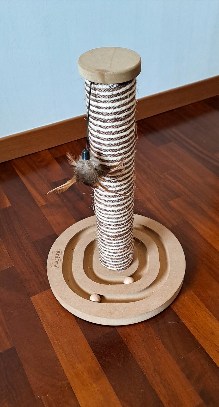 Tiragraffi per gatti con giochi integrati foto 4