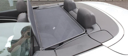 UKNO1 VW EOS folding wind deflector with quick release, wind deflector
