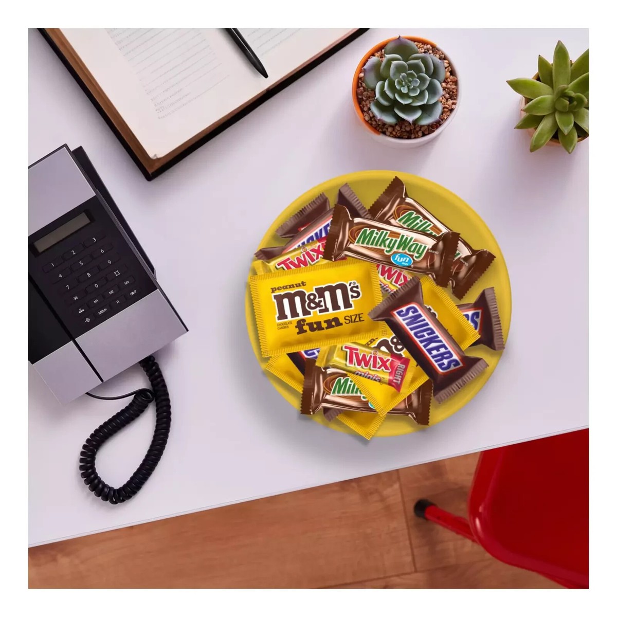 MARS Halloween Value Pack Fun Size Delicious Chocolate Candy 115