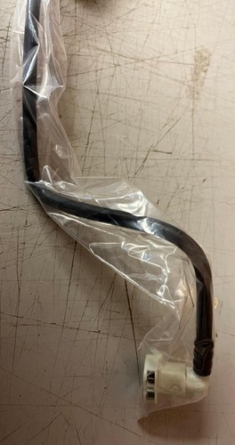 GM 22738311 Vapor Canister Purge Pipe - GM 22738311 - Picture 3 of 7