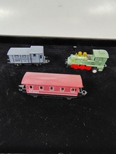 Vintage Miniature Toy Train Lot 3 OEX 31689 Locomotive HP6523 PN 68279 Cars