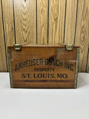 Vintage Budweiser Anheuser-Busch St. Louis Wooden Beer Crate With Hinged Lid