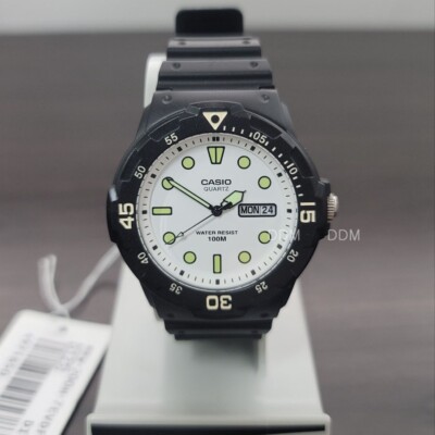 Casio Collection MRW-200H-1EVEF horloge met dag- en datumaanduiding