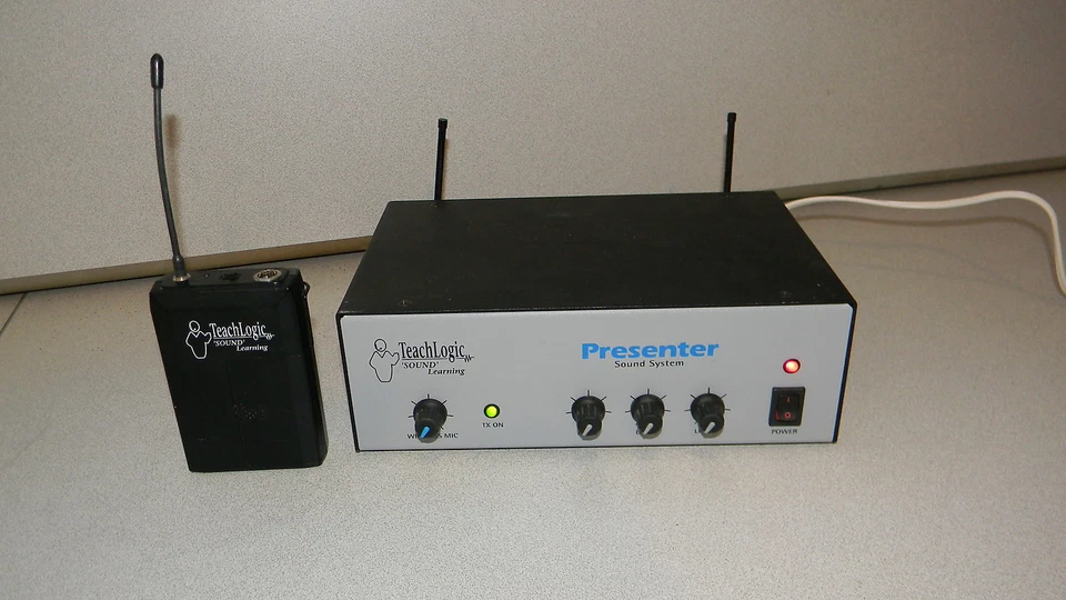 Wireless PA Amplifier XLR Microphone 1/4" Line RCA Mixer 4 Channel 50W System - Image 2 of 4