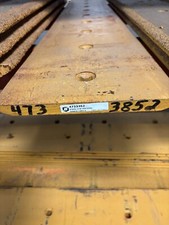 CAT 473-3852: Dozer Cutting Edge