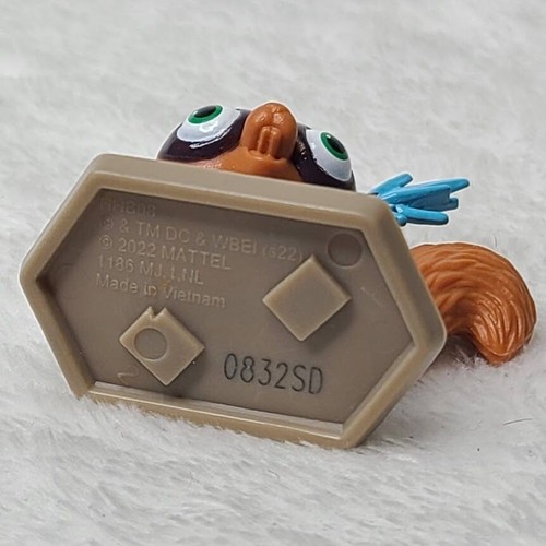 2022 Chip The Squirrel Green Lantern DC League Of Super Pets Mini Figure Mattel - Picture 6 of 8