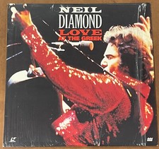 Neil Diamond Love at the Greek 1992 Laserdisc Sony Music Video MLV 49124 VG 
