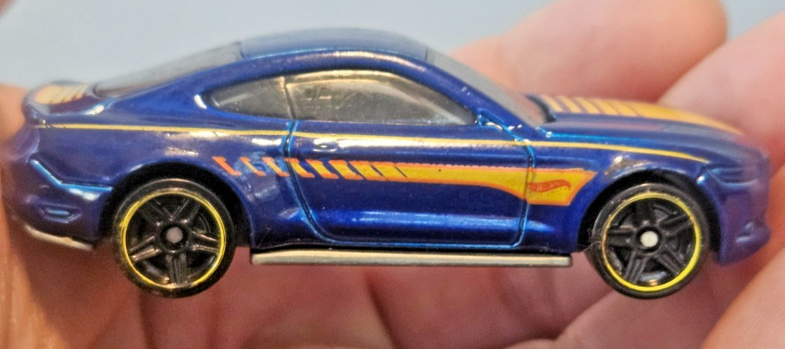 Hot Wheels 2014 Ford Mustang GT 2015 loose diecast