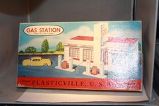 1950s Era Twin Pump Islands Gas Station O Scale Plasticville Bachmann With Box