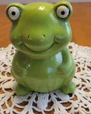 Vintage Greenbrier International Frog Piggy Bank Green Ceramic Whimsical Decor