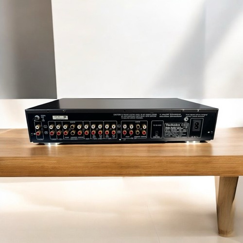 Technics SU-C1010 – Preamplificatore Hi-End VGCA - Foto 3 di 3