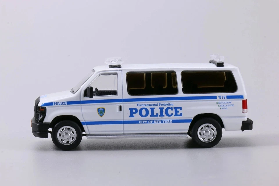 Литая модель автомобиля 596 1:64 Ford E-Series E-350 New York экологическая полиция - Изображение 2 из 4