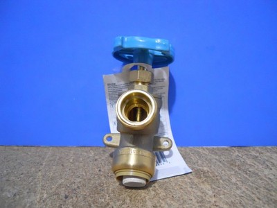 SharkBite 3/4 in. Push-to-Connect x MHT Brass Garden Valve Drop Ear 24623LF