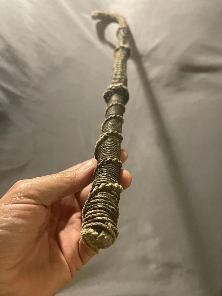 Antiguo bastón decorado con nudo de marinero arte popular náutico Foto 2 de 4