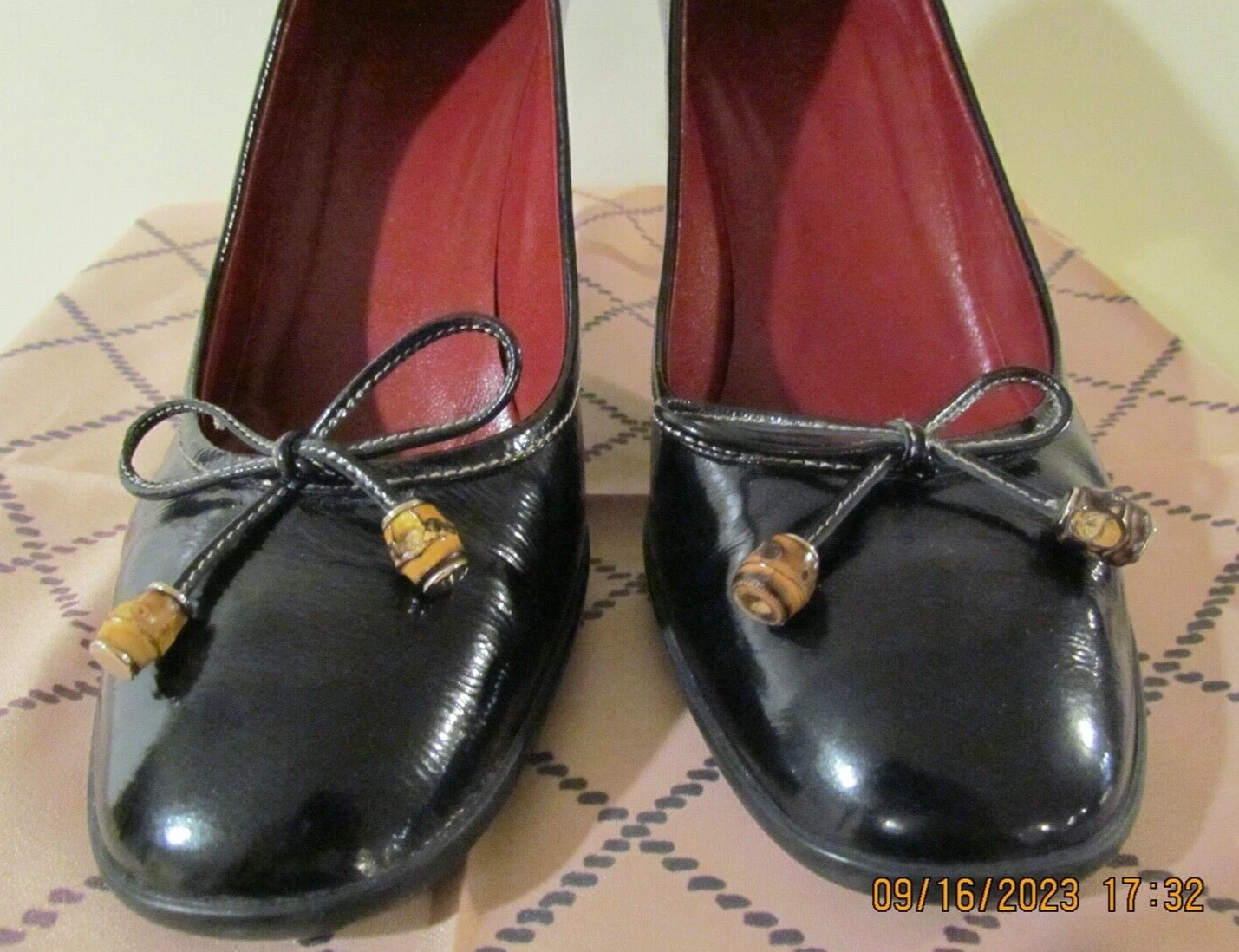 Rare escarpin cuir femme Gucci GG logo sur talon aiguille 38,5 Italie 8,5