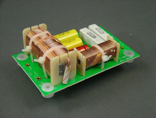 Par cruzado de 2 vías 500 vatios alta potencia 6 u 8 ohmios con 2 tazas terminales cuadradas - Imagen 2 de 9