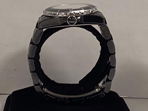 CHANEL J12 BLACK CERAMIC DIAMOND DATE DIAL LADIES 33mm QUARTZ WATCH. - Picture 5 of 11
