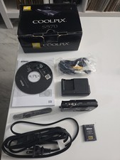Nikon Coolpix S570 12 MP Black Digital Camera Works Box Battery Charger Noce