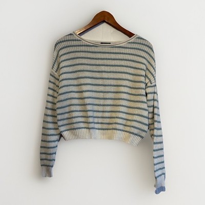 Wild Fable Striped Crop Sweater Womens Medium Blue White Knit Pullover Cozy