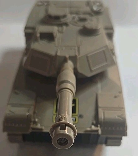Czołg bojowy armii USA Tarcie Dźwięki Światła Obrotowa wieża M6A1 105 Rolling - Zdjęcie 6 z 19