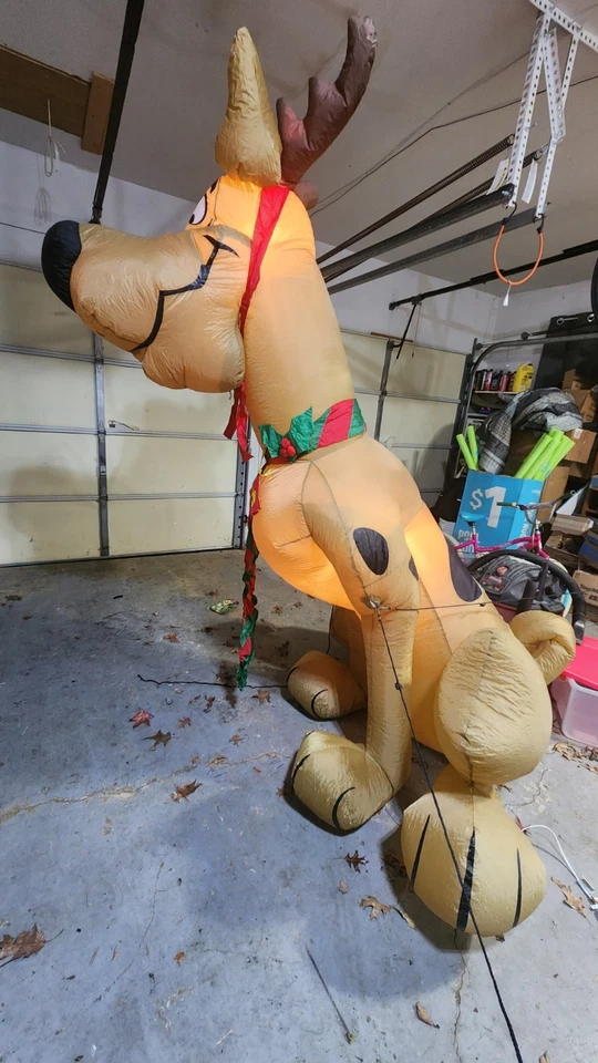Scooby-Doo Inflatable 8' Foot Gemmy 2004 Christmas Xmas - Image 3 of 4