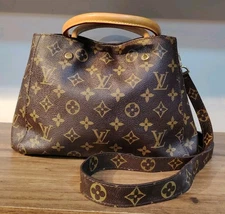  Louis Vuitton Montaigne MM Monogram Handbag
