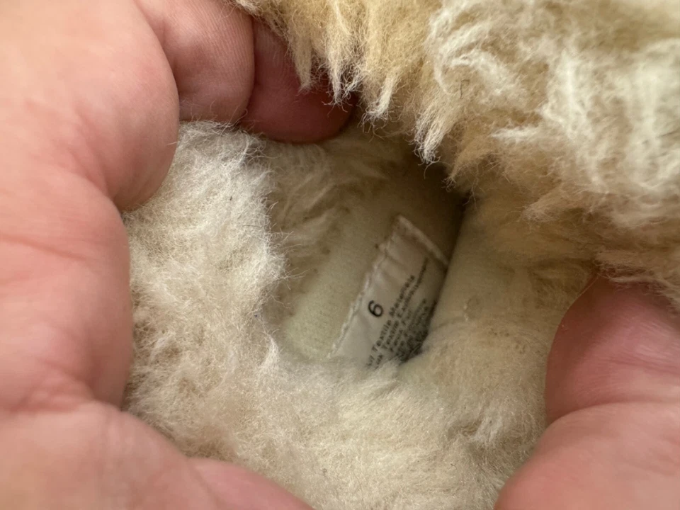 Botas chalet The Children's Place para niñas pequeñas color tostado de piel sintética talla 6 Foto 3 de 4