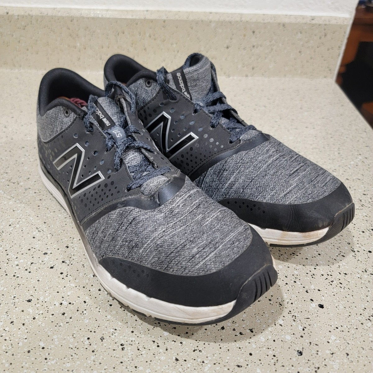 new balance trainers size 9.5