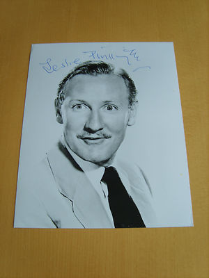 Leslie Phillips Carry On original signed authentic Autogramm - UACC / AFTAL.