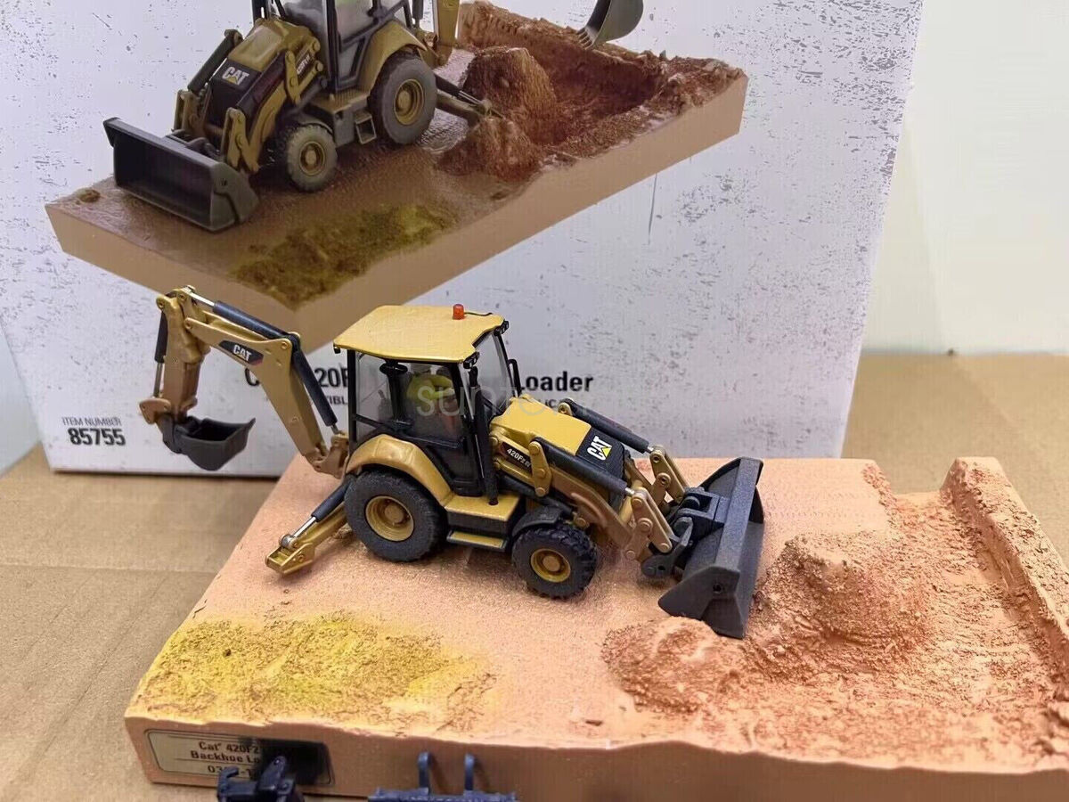 1/50 CAT 420F2 IT Backhoe Loader Operator Yellow By Diecast 1/50 CAT 420F2 IT Backhoe Loader Operator Yellow By Diecast