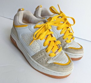 white and gold heelys