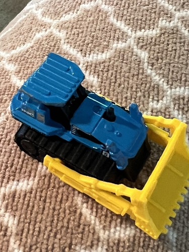 Matchbox Mattel 2008, 2013 MB 948 Maintenance Crew Ground Breaker Die Cast Toy - Picture 7 of 12