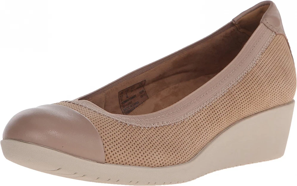 Sadie wedge pump 2025