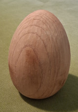 Holz Ei groß Ø 8 cm. Höhe 10 cm, zum Anmalen Deko Ostern.