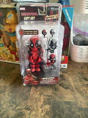 Deadpool Limited Edition Gift Set 4 Collectible Items {FPB19}